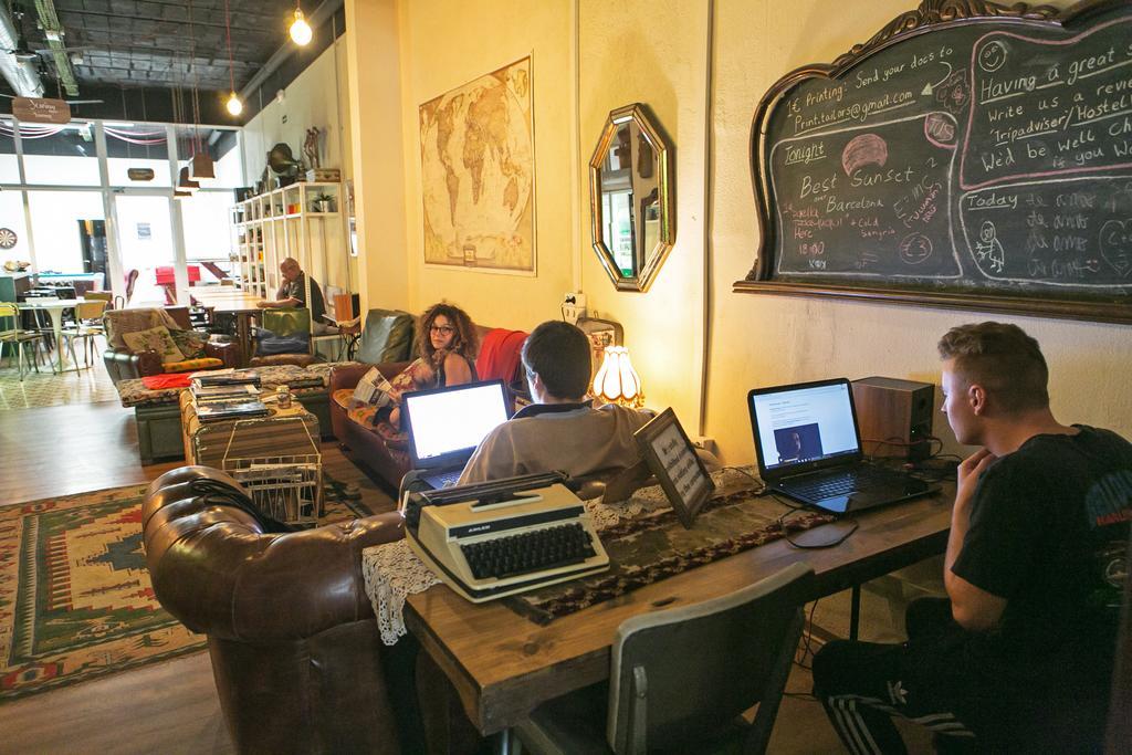 Pars Tailor'S Hostel Barcelona Eksteriør billede