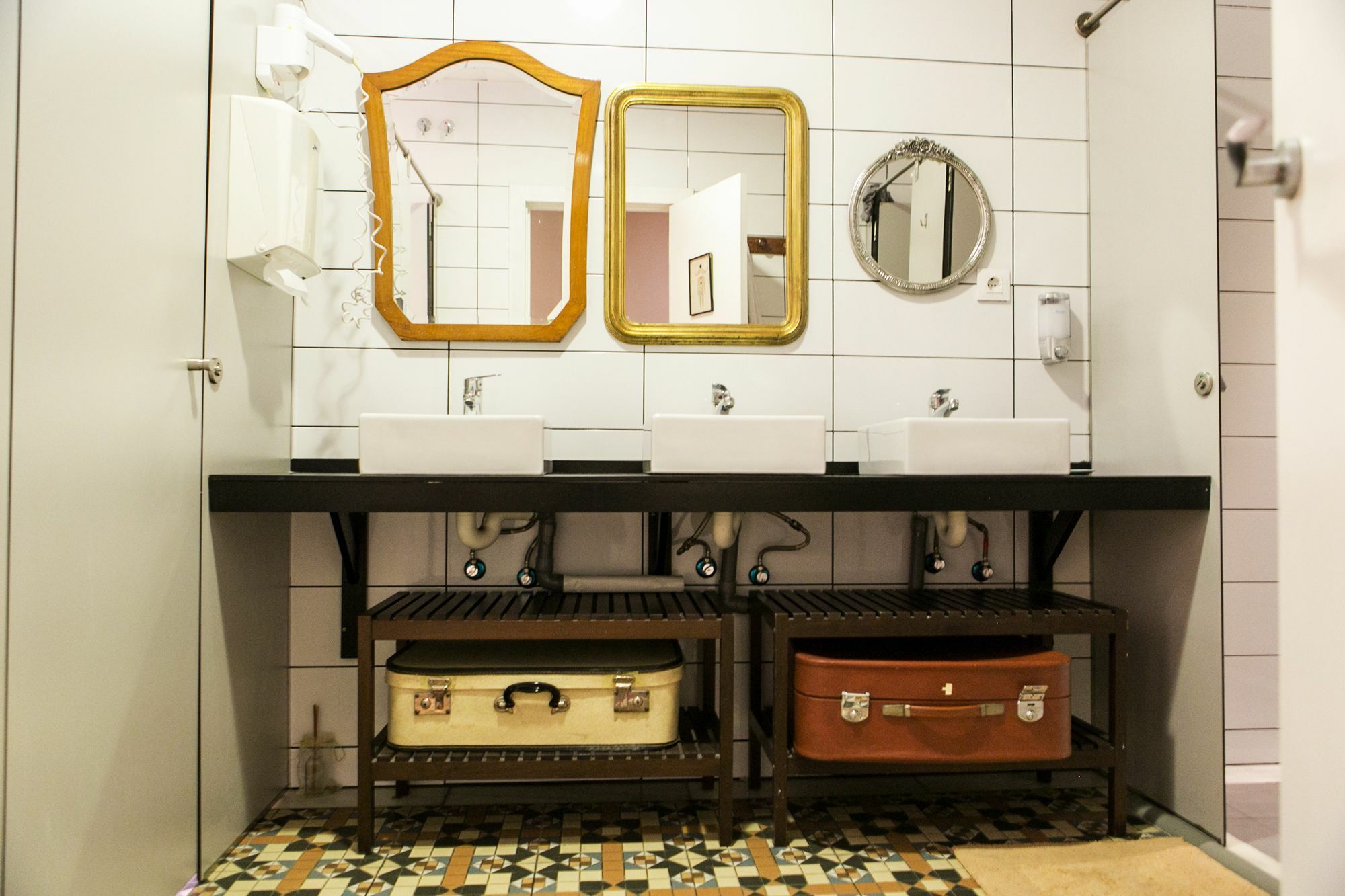Pars Tailor'S Hostel Barcelona Eksteriør billede